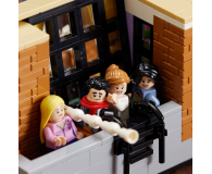 LEGO ICONS 10292 Mieszkania z serialu Przyjaciele - 1020755 - zdjęcie 5